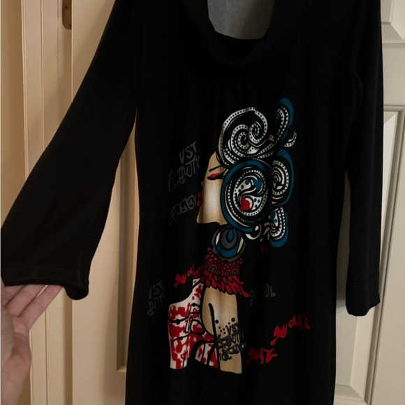 Dress - Picture 3 of 4